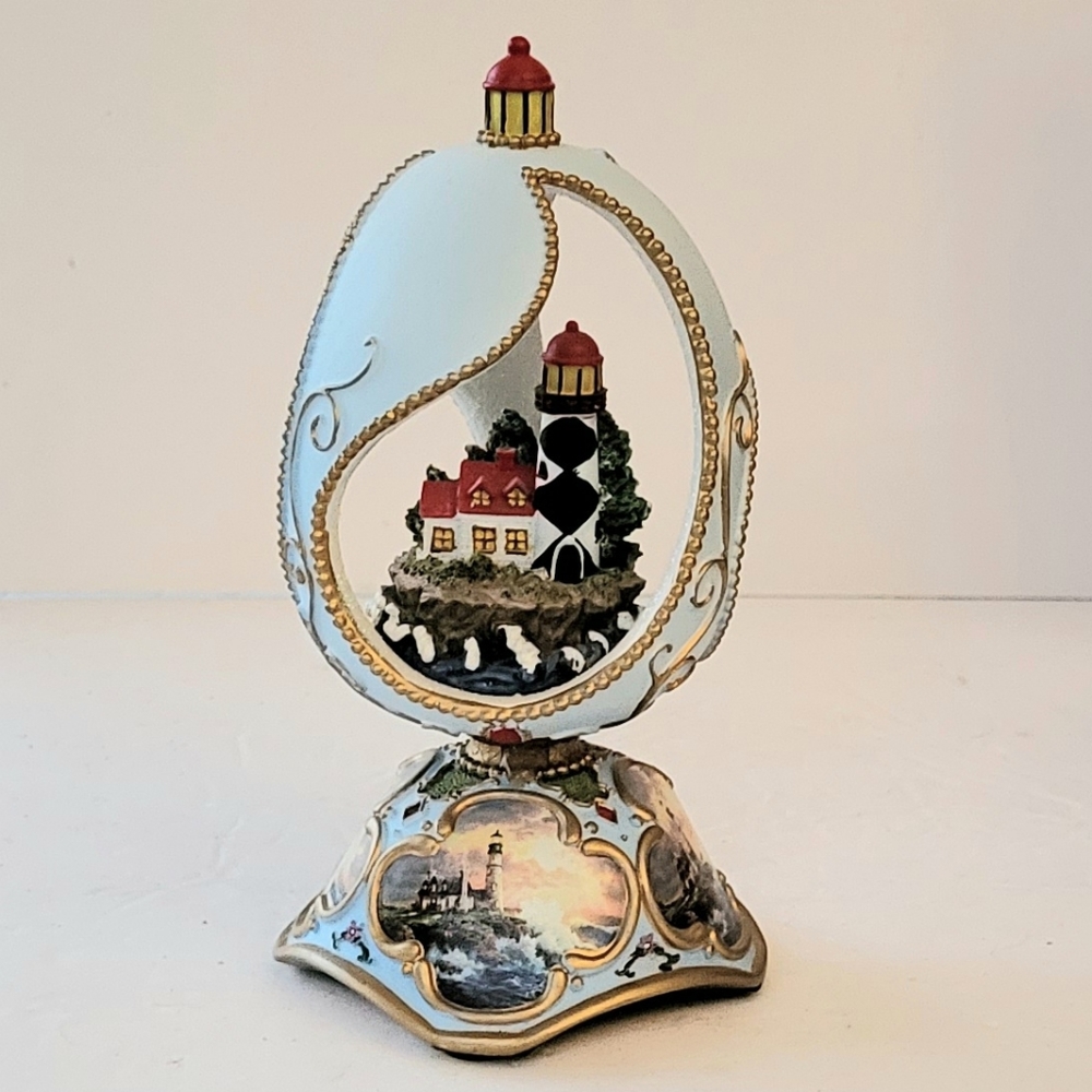 THOMAS KINKADE LIGHTHOUSE EGG FIGURINE "CONQUERING THE STORM" MUSICAL